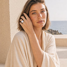 Nacre Shell Lip Balm Ring - Zilver