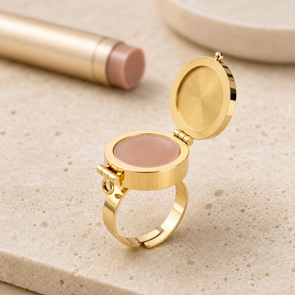 Aqua Abalone Lip Balm Ring - Goud