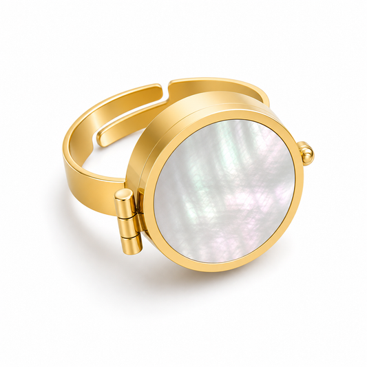 Nacre Shell Lip Balm Ring - Goud